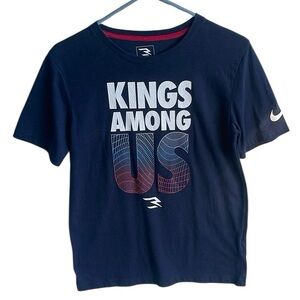 NIKE KINGS AMONG US BOYS BLUE SHORT SLEEVE T-SHIRT SIZE XL